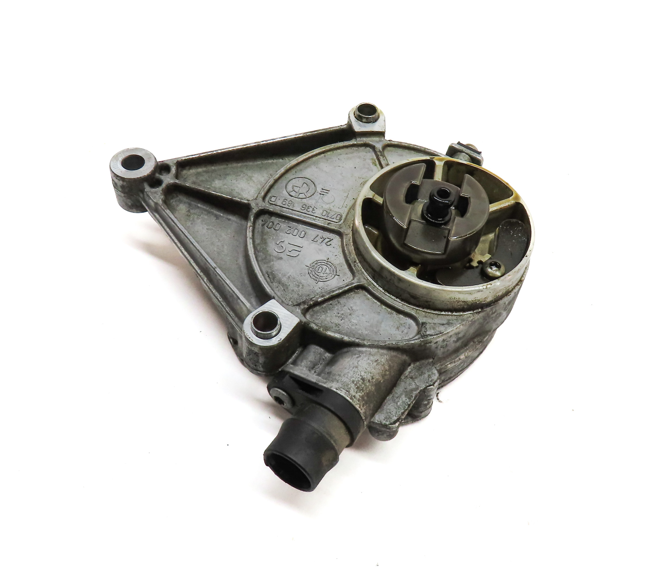 12-14 BMW 328i 528i X1 X3 Z4 (F30 F10 E84 F25 E89) 2.0L TURBO BRAKE VACUUM PUMP — exact item pictured